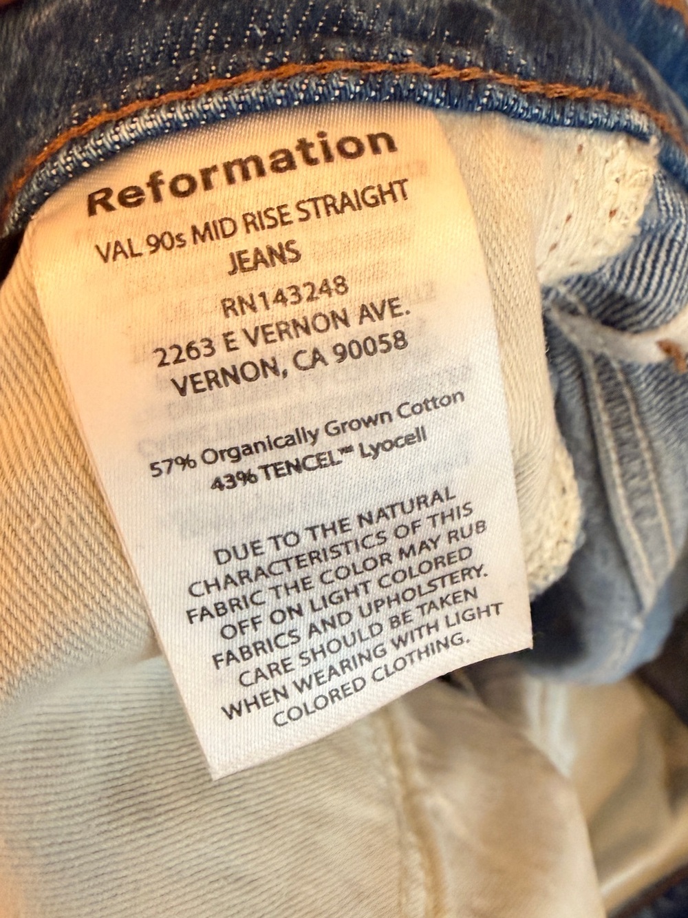 Reformation Val 90s Mid Rise Jean - Picture 4 of 6